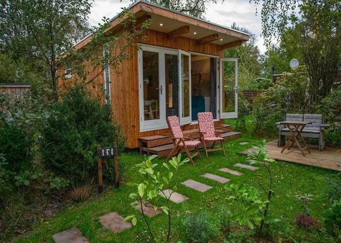 Furnished Sint Maartenszee Дом отдыха Sint Maartensvlotbrug